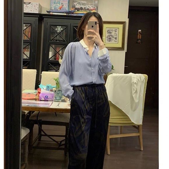 Silk Striped Shirt with Contrasted Collar and Cuffs - Picture 2 of 12